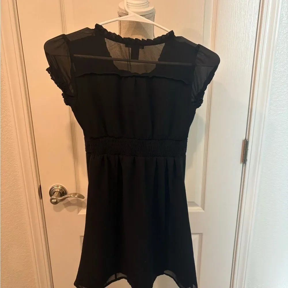 black mini dress forever 21 Forever 21 Tiered Bell-Sleeve Mini Dress Black X-Small at Amazon Women's  Clothing store
